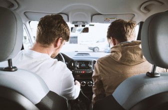5 Tips for Safe Driving During the Winter Holidays